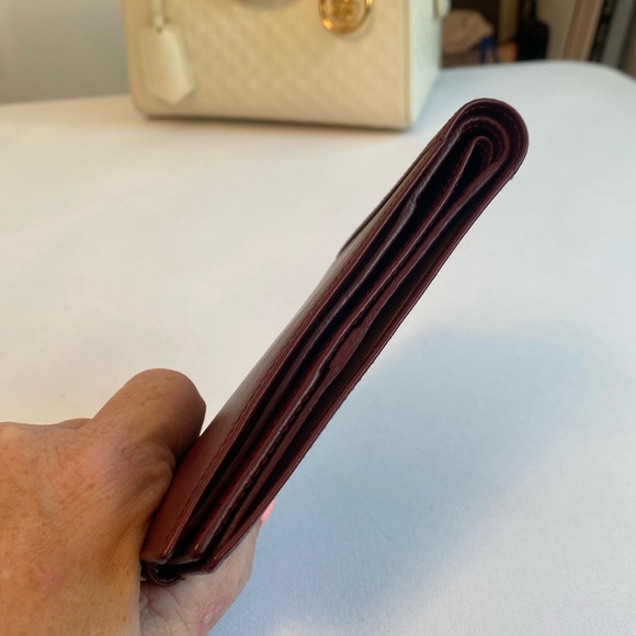 Gucci • Bordeaux Leather Wallet *Unisex* - Picture 16 of 17